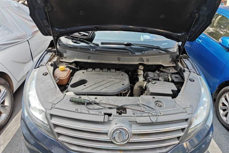 Used Dongfeng Fengon 580 2016 1.5T Manual Luxury Edition Engine Bay