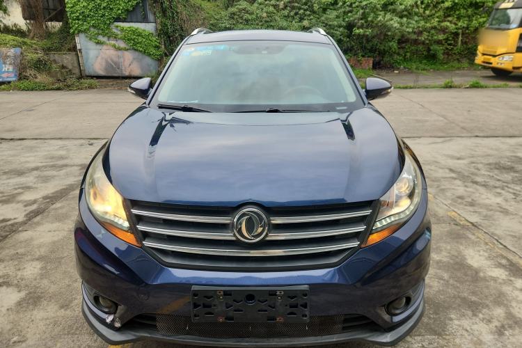 Used Dongfeng Fengon 580 2016 1.5T Manual Luxury Edition Front