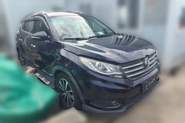 Used Dongfeng Fengon 580 2016 1.5T CVT Comfort Model Front Right 45 Deg