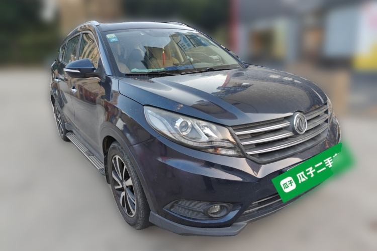 Used Dongfeng Fengon 580 2016 1.5T Manual Luxury Edition Front Right 45 Deg