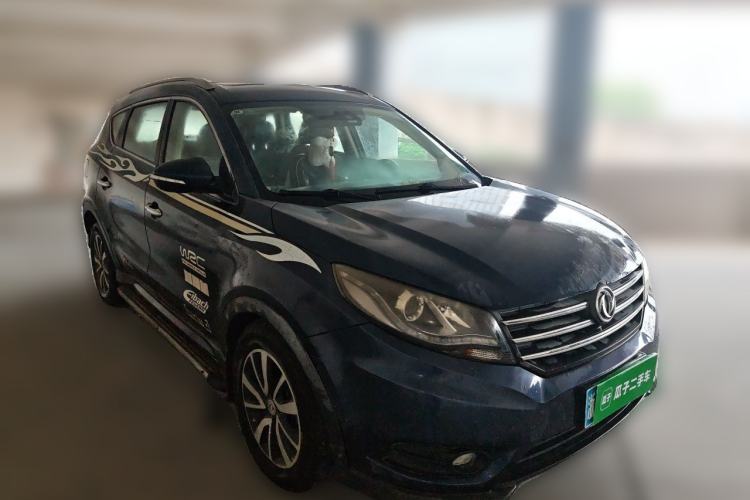 Used Dongfeng Fengon 580 2016 1.5T Manual Luxury Edition Front Right 45 Deg