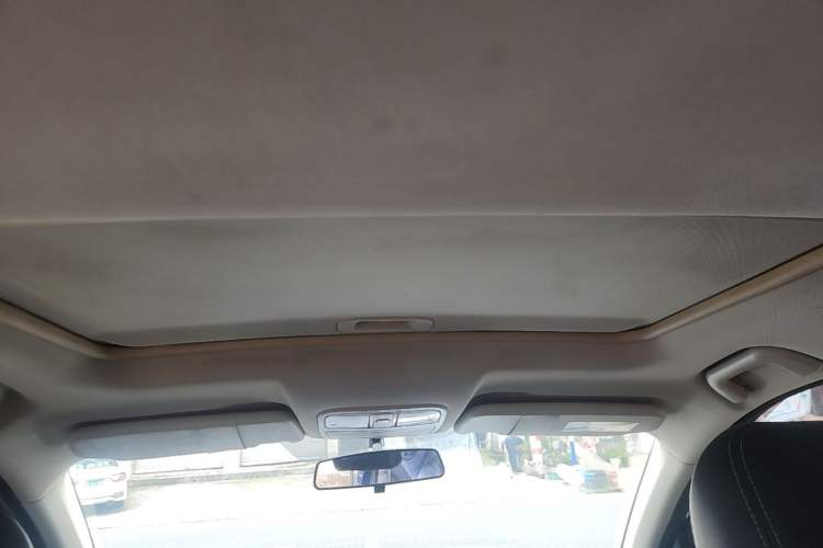 Used Dongfeng Fengon 580 2016 1.8L Manual Comfort Model Headliner