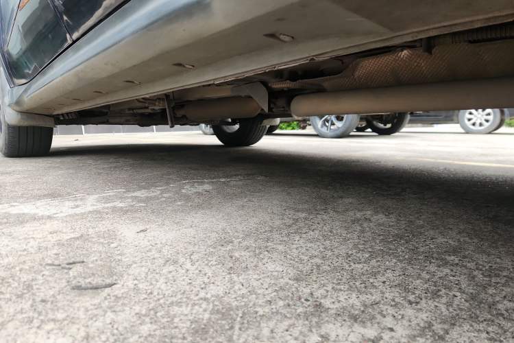Used Dongfeng Fengon 580 2016 1.5T Manual Luxury Edition Left Side Sill
