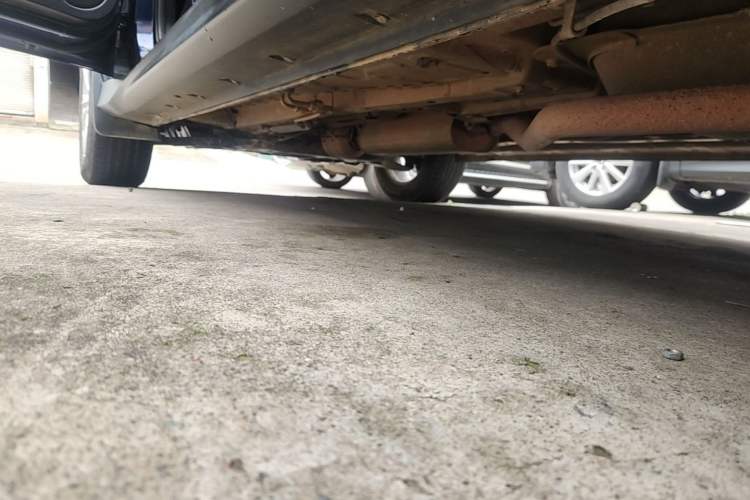 Used Dongfeng Fengon 580 2016 1.8L Manual Comfort Model Left Side Sill