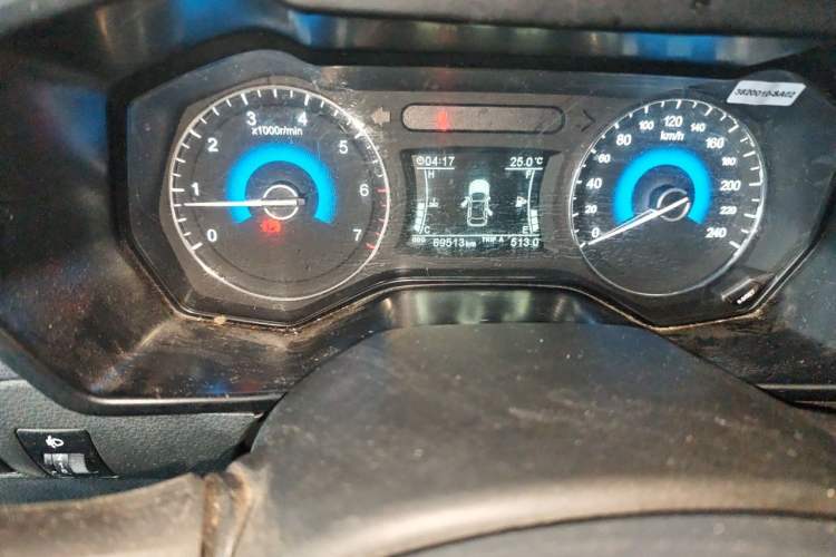 Used Dongfeng Fengon 580 2016 1.5T Manual Luxury Edition Odometer Close Up