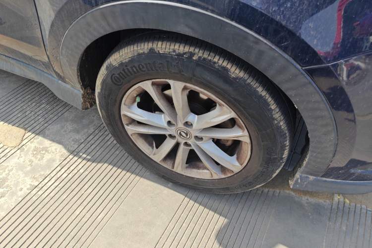 Used Dongfeng Fengon 580 2016 Revised Version 1.5T CVT Comfort Edition Right Front Wheel Hub