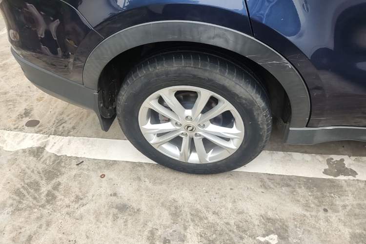 Used Dongfeng Fengon 580 2016 1.8L Manual Comfort Model Right Rear Wheel Hub