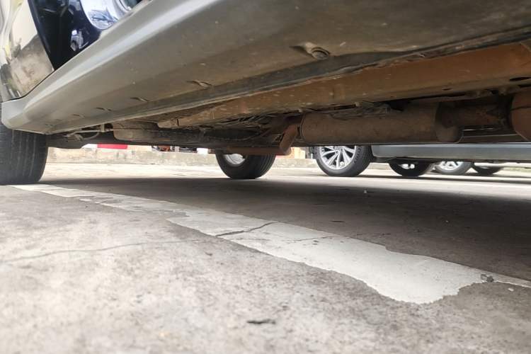 Used Dongfeng Fengon 580 2016 1.8L Manual Comfort Model Right Side Sill