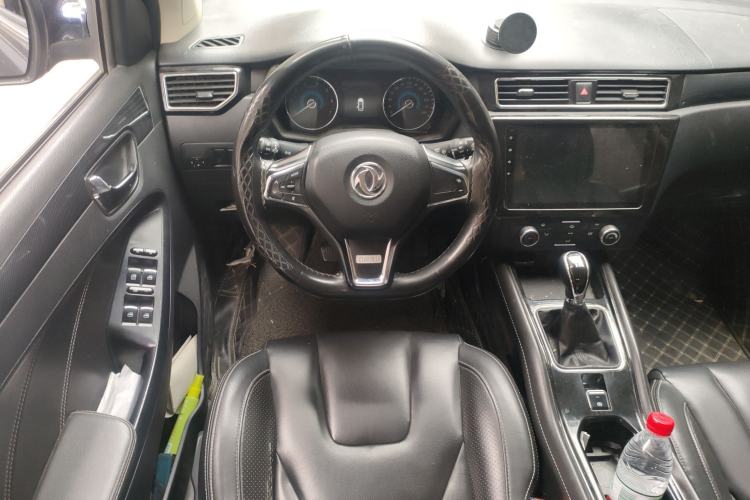 Used Dongfeng Fengon 580 2016 1.5T Manual Luxury Edition Steering Wheel