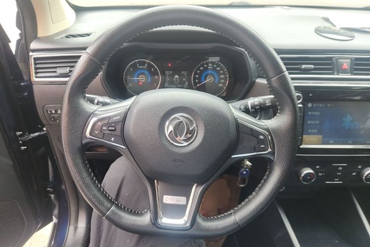 Used Dongfeng Fengon 580 2016 1.8L Manual Comfort Model Steering Wheel