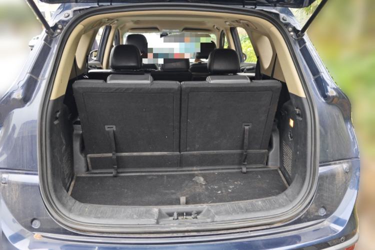 Used Dongfeng Fengon 580 2016 1.5T Manual Luxury Edition Trunk