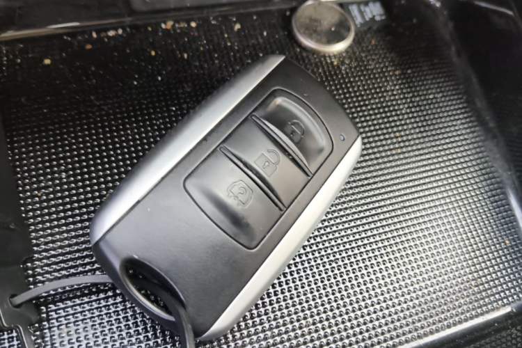 Used Dongfeng Fengon 580 2016 1.5T Manual Luxury Edition Vehicle Key