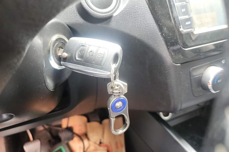 Used Dongfeng Fengon 580 2016 1.8L Manual Comfort Model Vehicle Key
