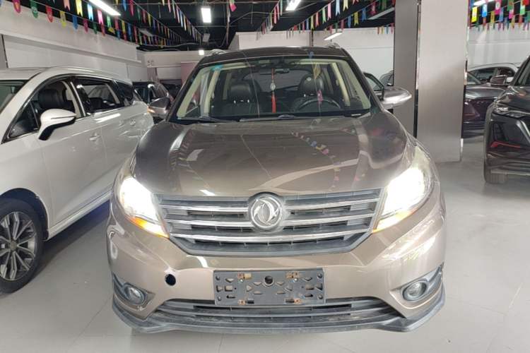 Used Dongfeng Fengon 580 2016 1.5T Manual Luxury Edition Front