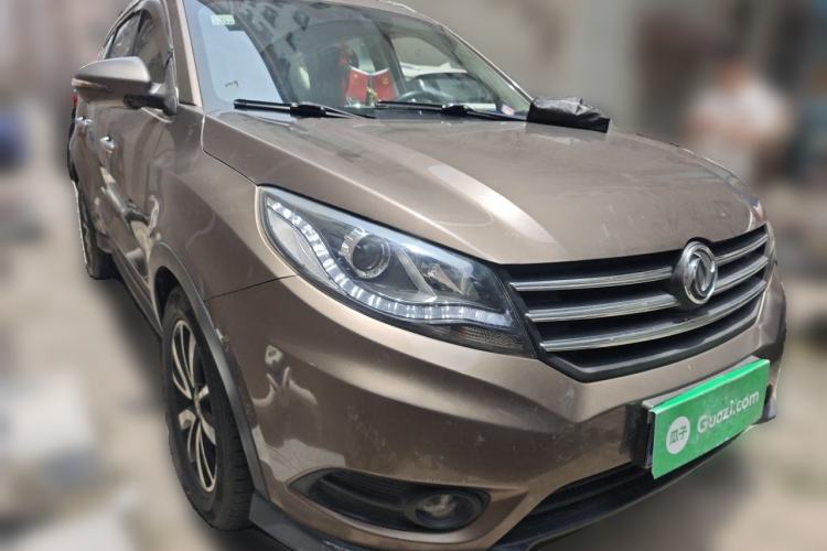 Used Dongfeng Fengon 580 2016 1.5T Manual Luxury Edition Front Right 45 Deg