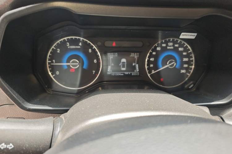 Used Dongfeng Fengon 580 2016 1.5T Manual Luxury Edition Instrument Cluster