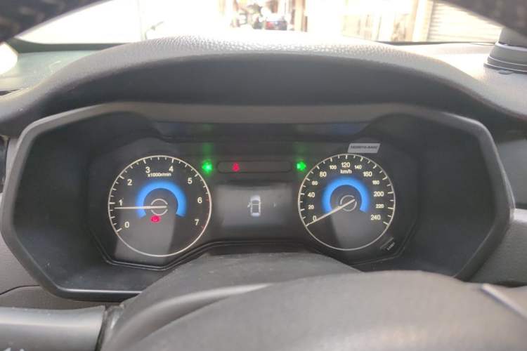 Used Dongfeng Fengon 580 2016 1.5T Manual Luxury Edition Instrument Cluster
