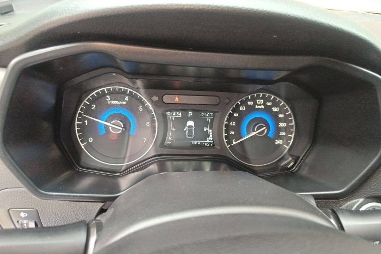 Used Dongfeng Fengon 580 2016 Revised Version 1.5T CVT Luxury Edition Instrument Cluster
