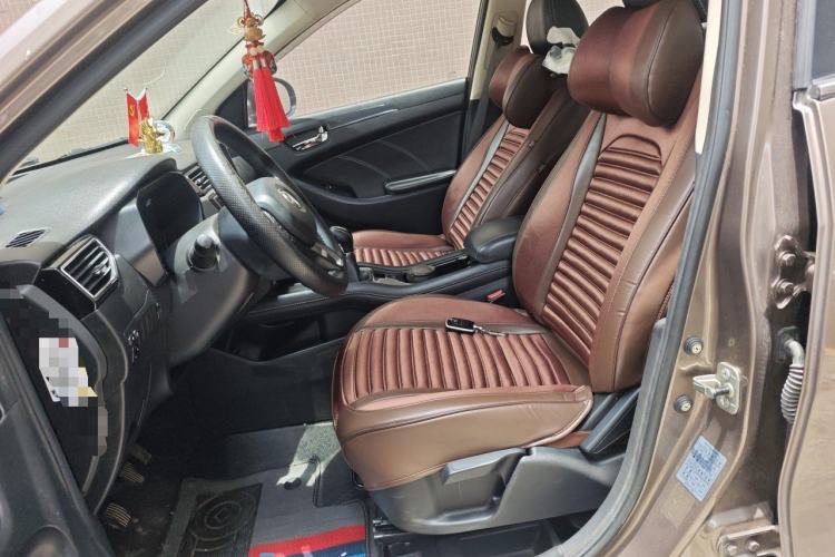 Used Dongfeng Fengon 580 2016 1.5T Manual Luxury Edition Left Front Seat