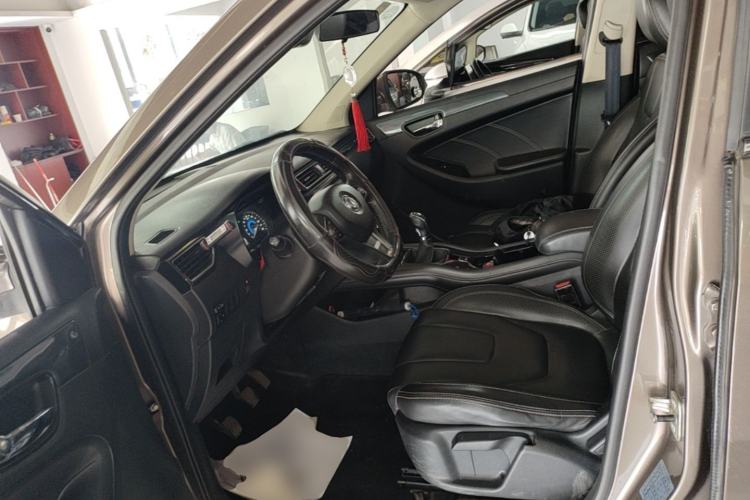 Used Dongfeng Fengon 580 2016 1.5T Manual Luxury Edition Left Front Seat