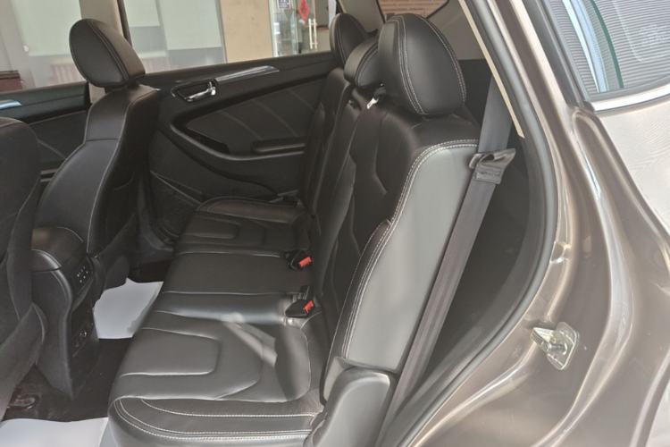 Used Dongfeng Fengon 580 2016 1.8L Manual Comfort Model Left Rear Seat