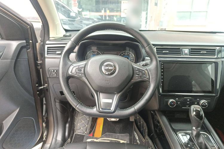 Used Dongfeng Fengon 580 2016 Revised Version 1.5T CVT Luxury Edition Steering Wheel