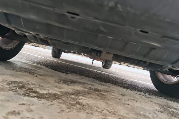 Used Dongfeng Fengon 580 2016 1.8L Manual Comfort Model Chassis Front