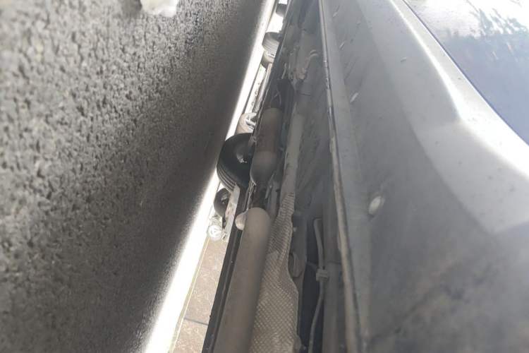 Used Dongfeng Fengon 580 2016 1.5T Manual Luxury Edition Chassis Rear Left