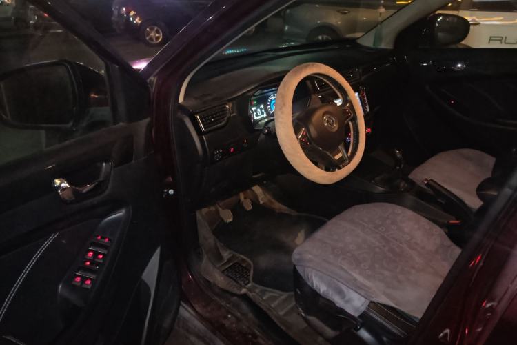 Used Dongfeng Fengon 580 2016 1.8L Manual Comfort Model Driver Seat