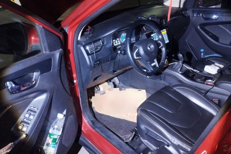 Used Dongfeng Fengon 580 2016 1.5T Manual Luxury Edition Driver Seat