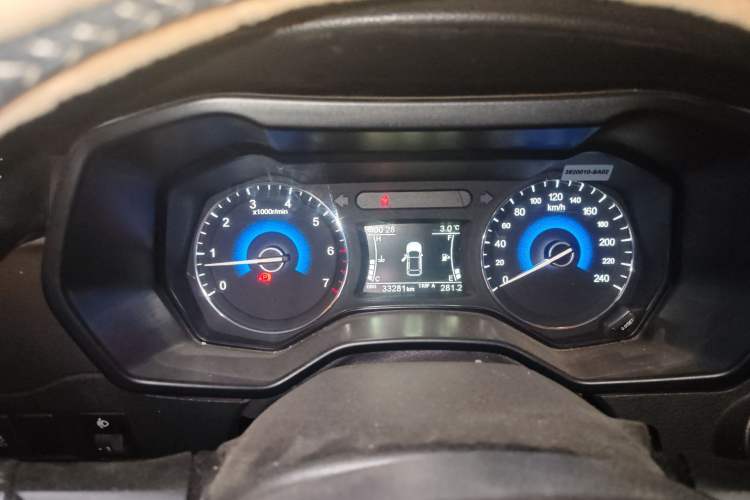 Used Dongfeng Fengon 580 2016 1.8L Manual Comfort Model Instrument Cluster