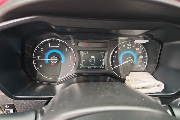 Used Dongfeng Fengon 580 2016 1.8L Manual Comfort Model Instrument Cluster