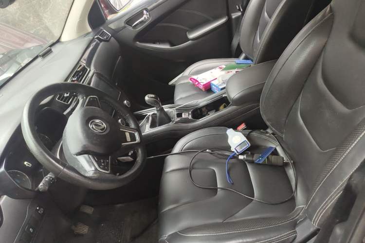 Used Dongfeng Fengon 580 2016 1.5T Manual Luxury Edition Left Front Seat