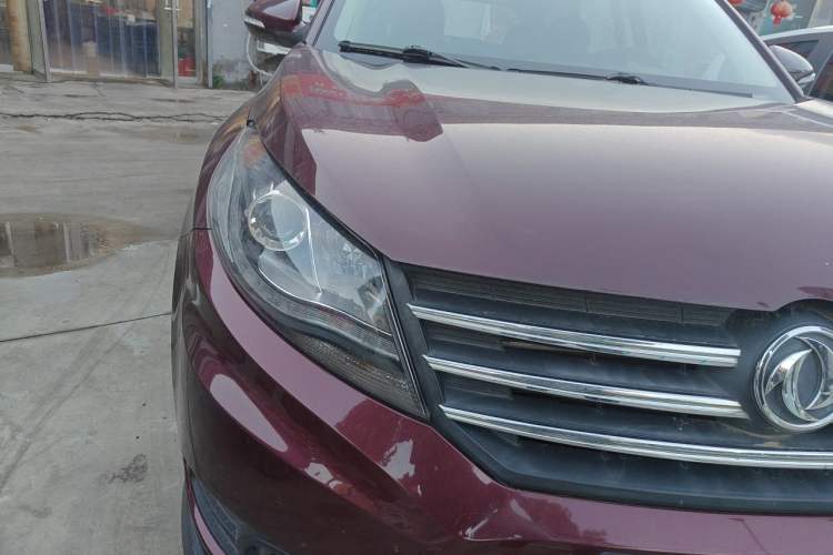 Used Dongfeng Fengon 580 2016 1.5T Manual Luxury Edition Right Front Headlight