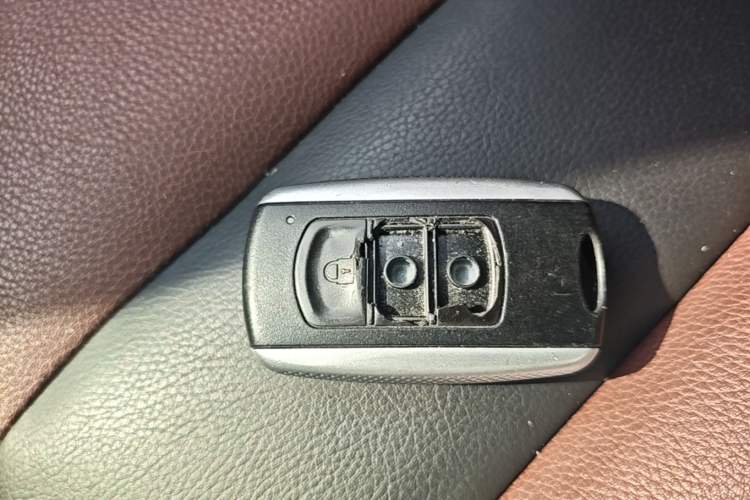 Used Dongfeng Fengon 580 2016 1.5T Manual Luxury Edition Vehicle Key