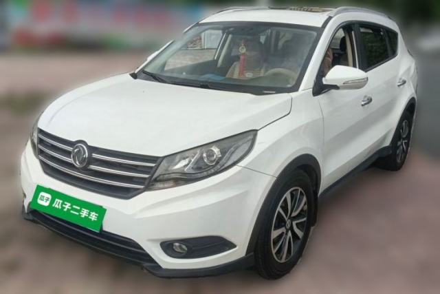 Używany Dongfeng Fengon 580 2016 1.5T Manual Luxury Edition