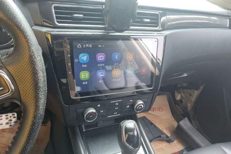 Used Dongfeng Fengon 580 2016 Revised Version 1.5T CVT Luxury Edition Audio And AC Panel