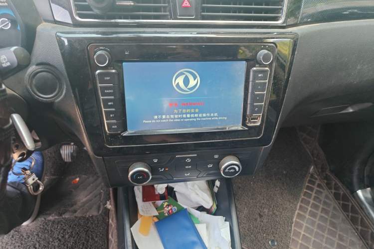 Used Dongfeng Fengon 580 2016 1.8L Manual Comfort Model Audio And AC Panel