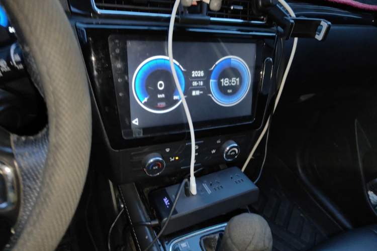 Used Dongfeng Fengon 580 2016 Revised Version 1.5T CVT Luxury Edition Audio And AC Panel