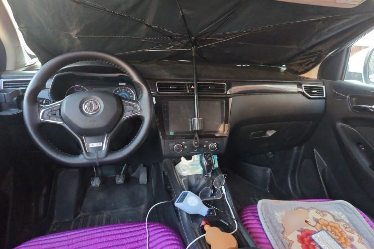 Used Dongfeng Fengon 580 2016 1.5T Manual Comfort Model Center Console