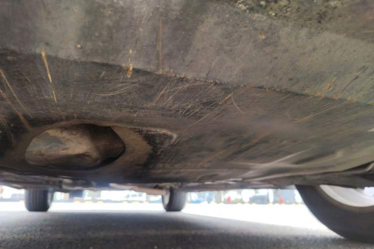 Used Dongfeng Fengon 580 2016 1.8L Manual Comfort Model Chassis Front
