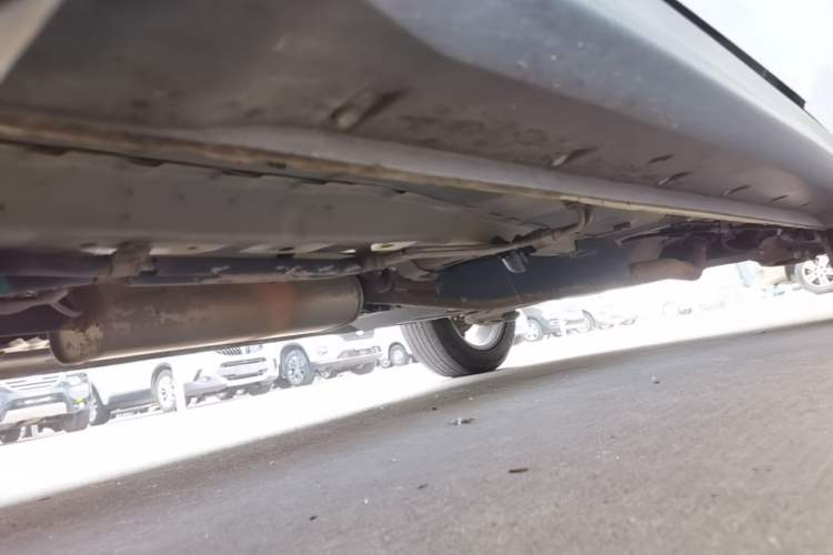 Used Dongfeng Fengon 580 2016 1.8L Manual Comfort Model Chassis Front Left