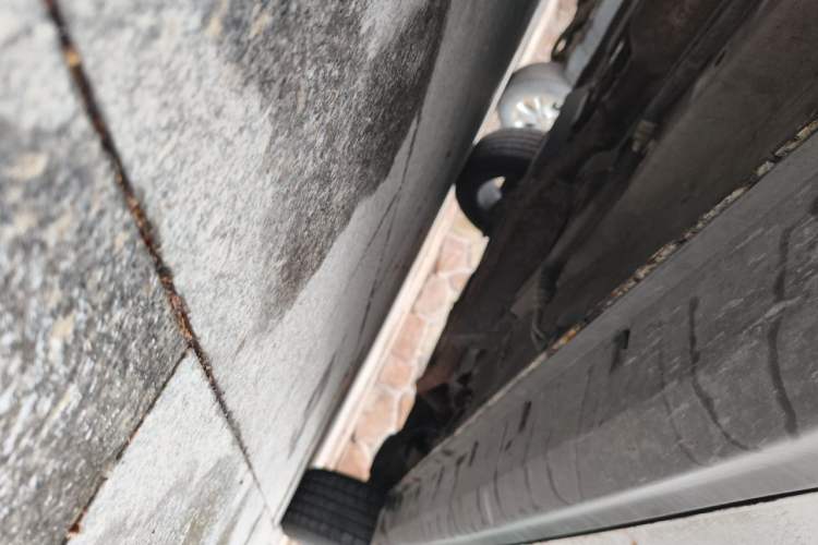 Used Dongfeng Fengon 580 2016 1.5T Manual Luxury Edition Chassis Front Left