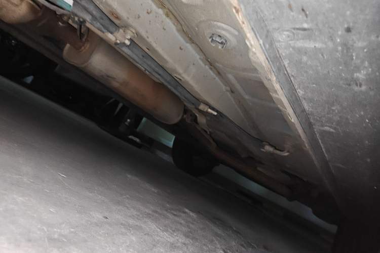 Used Dongfeng Fengon 580 2016 1.8L Manual Comfort Model Chassis Front Left
