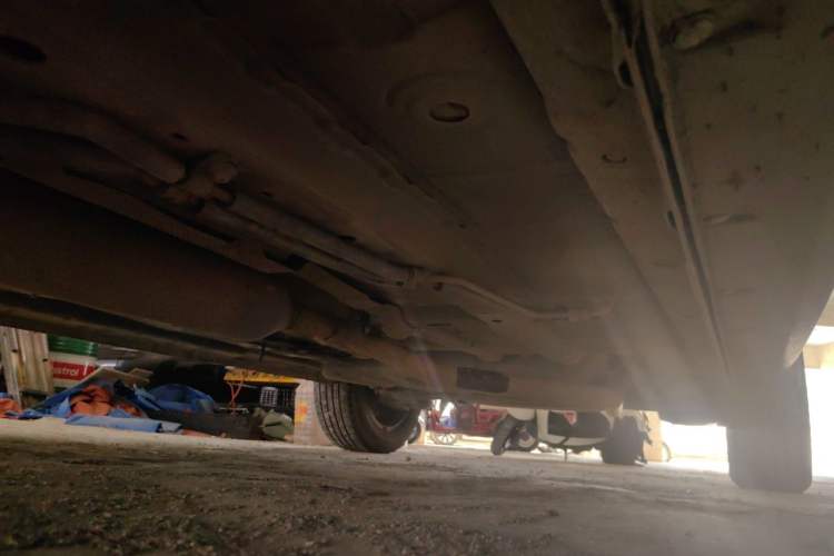 Used Dongfeng Fengon 580 2016 1.5T Manual Comfort Model Chassis Front Left