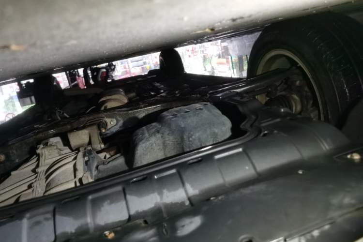 Used Dongfeng Fengon 580 2016 1.8L Manual Comfort Model Chassis Front