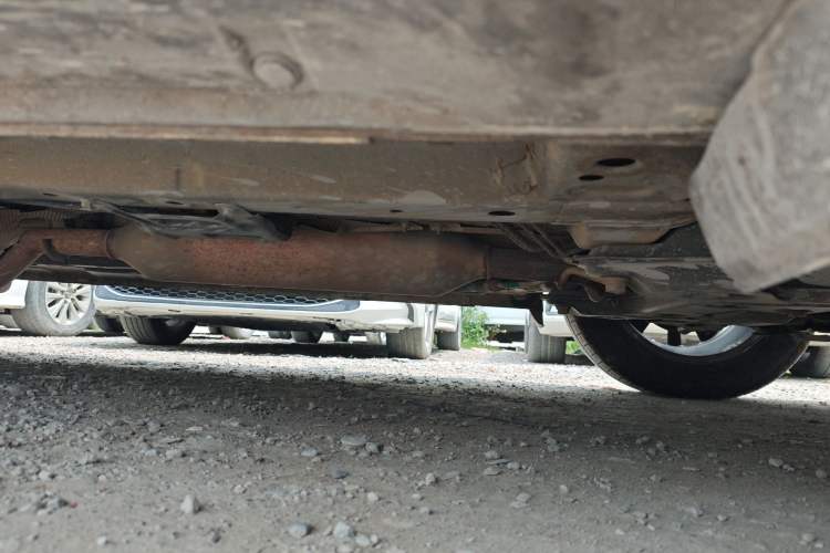 Used Dongfeng Fengon 580 2016 1.5T Manual Luxury Edition Chassis Front Right