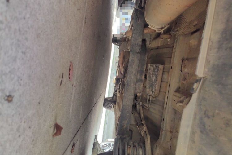 Used Dongfeng Fengon 580 2016 1.8L Manual Comfort Model Chassis Rear
