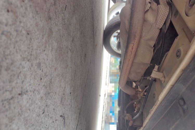 Used Dongfeng Fengon 580 2016 1.8L Manual Comfort Model Chassis Rear Left