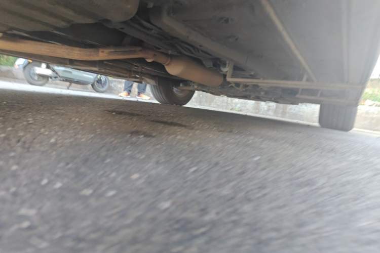 Used Dongfeng Fengon 580 2016 1.5T CVT Luxury Model Chassis Rear Right